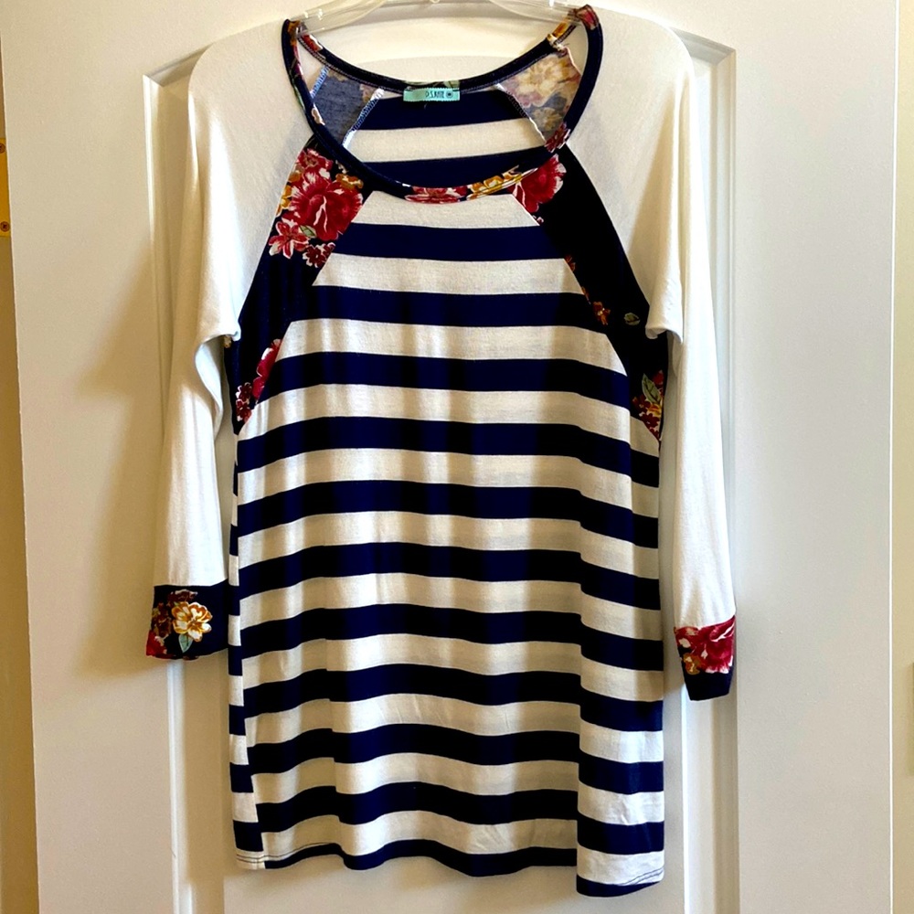 Gently used striped top in size M